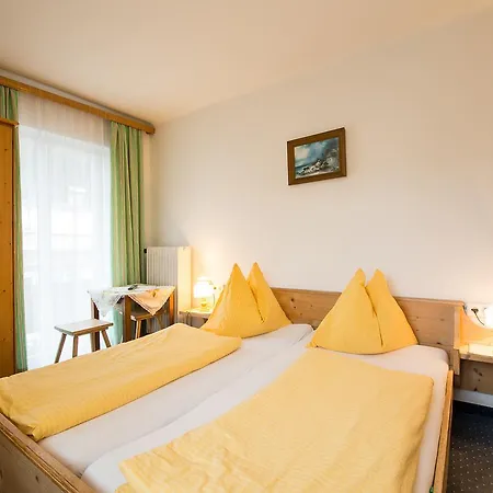 Annaberger Musikantenwirt Guest house 2*